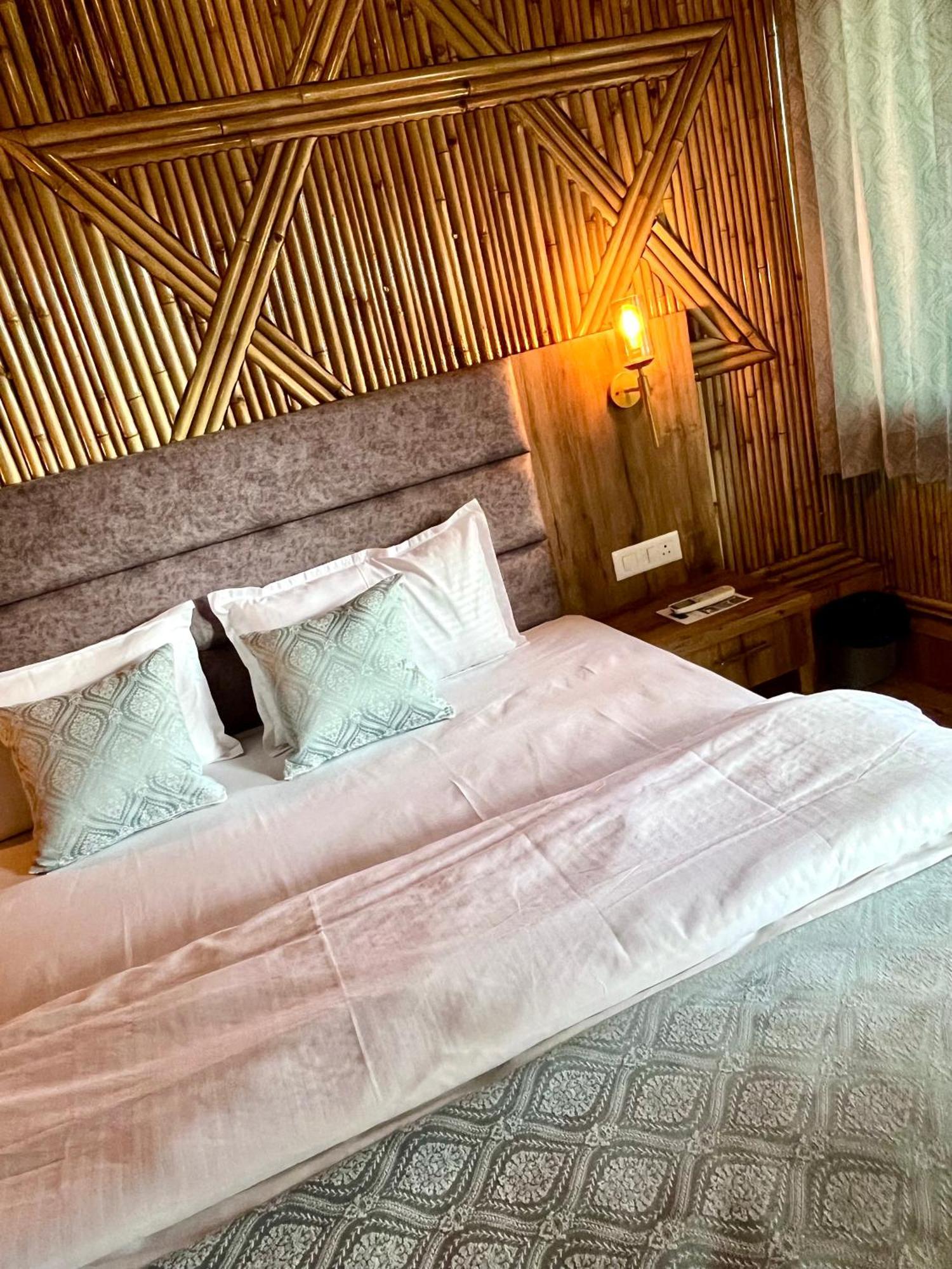 Bamboo Garden Cottages And Cafe Rishīkesh Εξωτερικό φωτογραφία